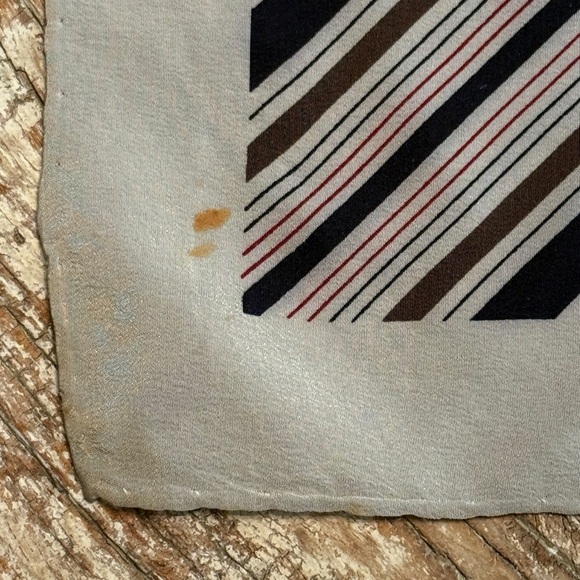 GIORGIO ARMANI Black & Cream Diagonal Striped Silk Scarf 31x31” - Picture 4 of 7